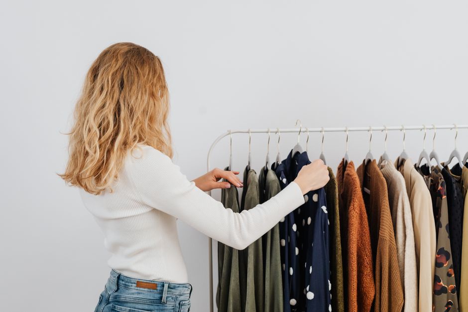 How to Identify High-Quality Clothing Basics That Will Last a Decade
